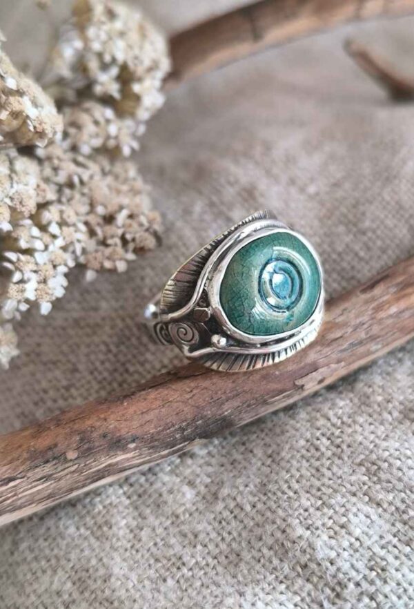 Bague artisanale en argent et céramique nature