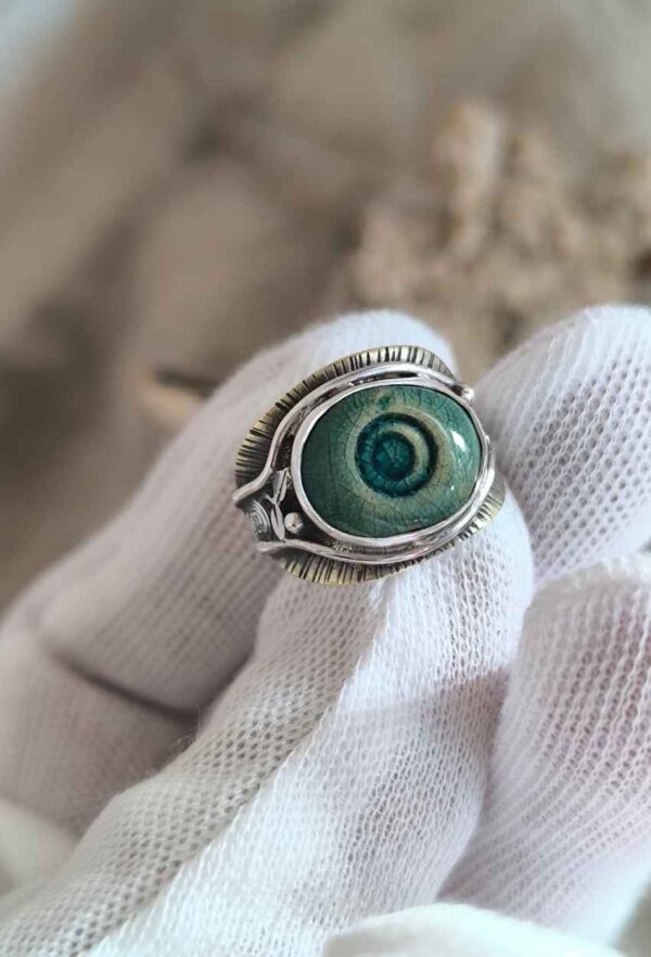 Bague artisanale en argent et céramique nature