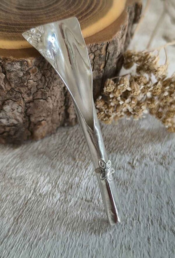Bijou porte fleur en argent