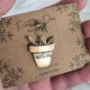 Broche Pin's petit pot de fleur