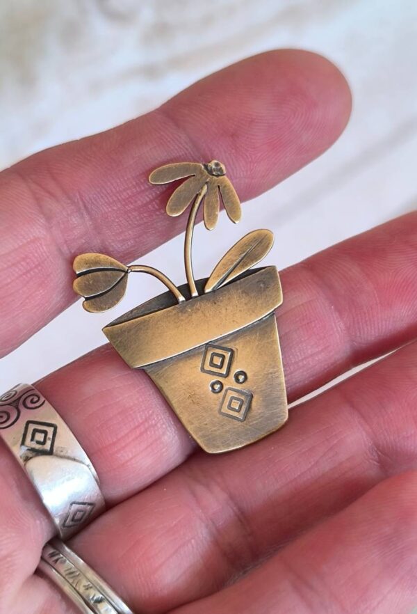 Broche Pin's petit pot de fleur